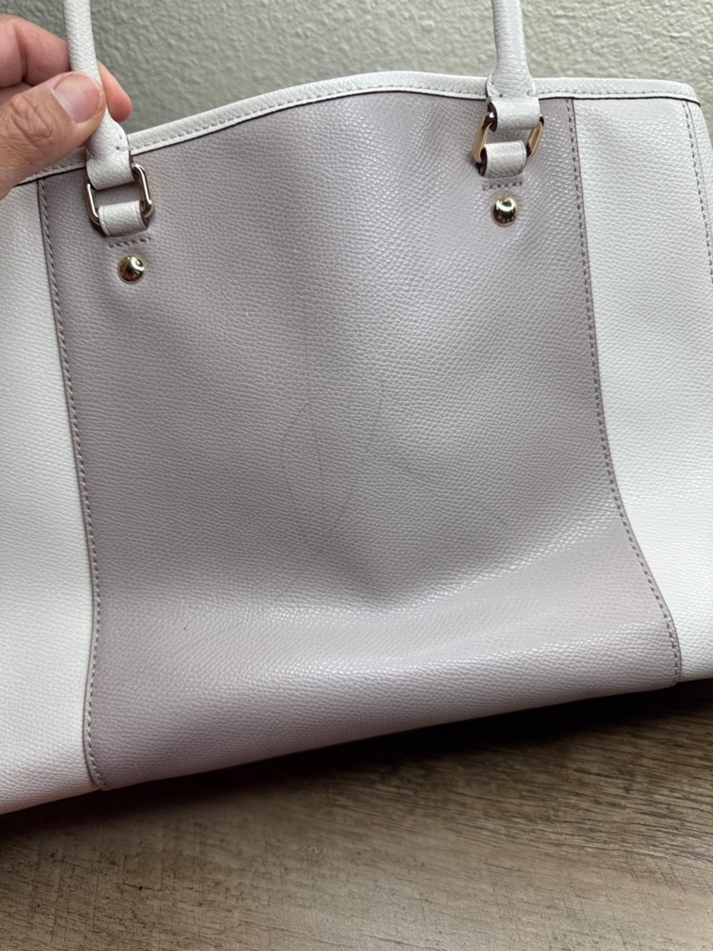 Coach White Pebbled Leather Satchel with Pale Pink Trim - Picture 4 of 7